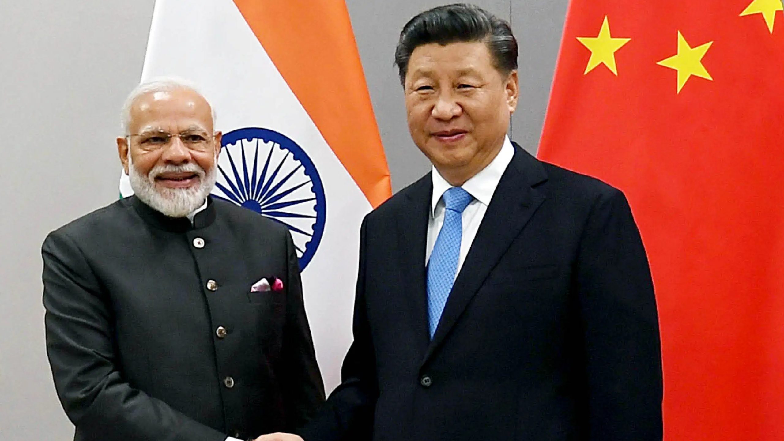 भारत-चीन संबंधों में नई गर्मजोशी: SCO शिखर सम्मेलन 2025 की प्रमुख झलकियाँ